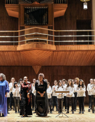 En el Auditorio Nacional, con el Coro de Voces Blancas del Conservatorio Profesional de Música Teresa Berganza.